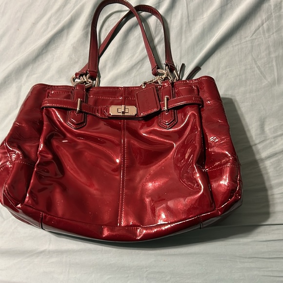 Patent Leather red used coach bag some wear scratches.Still nice,pouches in it. - Picture 2 of 16